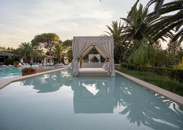 Art Hotel Debono (Adults Only)